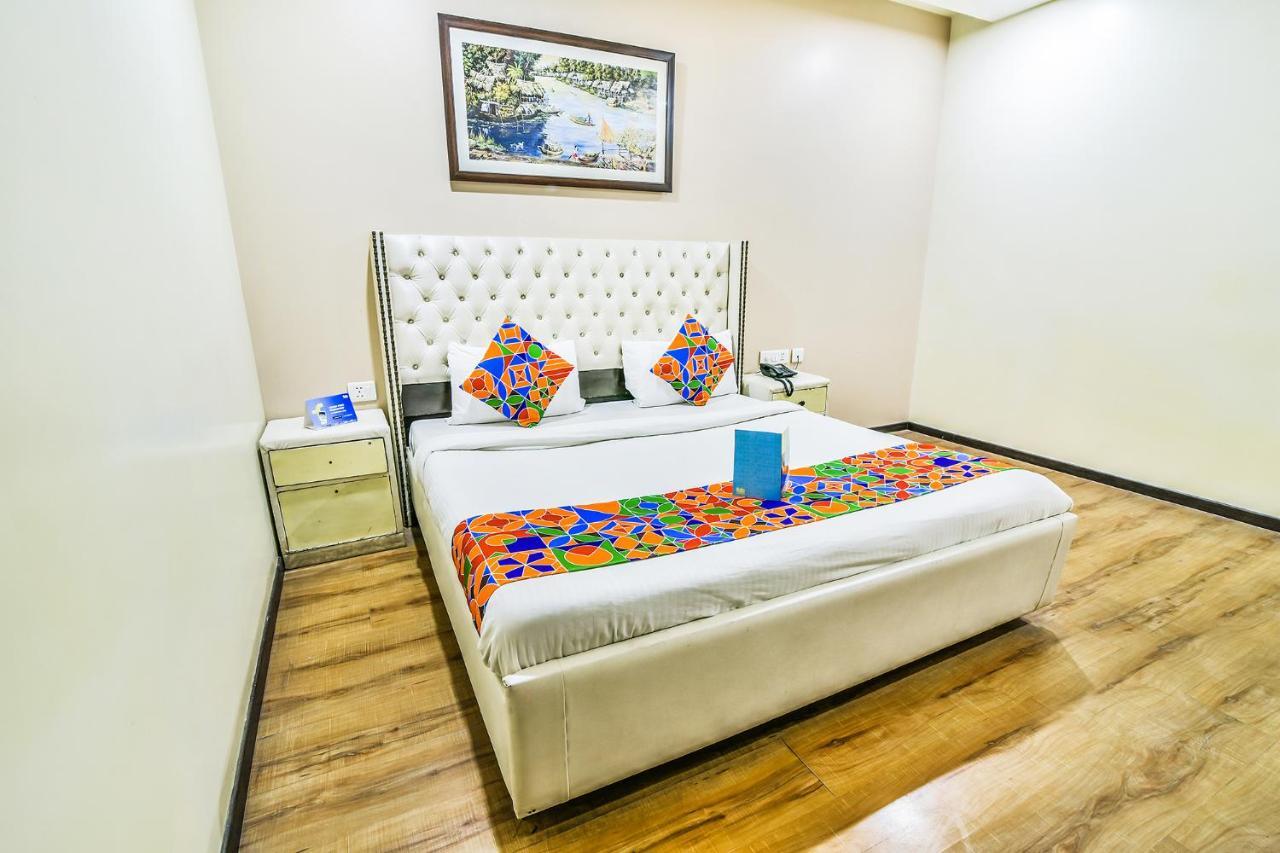 Fabexpress Grand Shoba Hotel New Delhi Ngoại thất bức ảnh